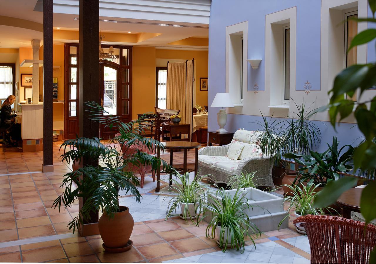 Hotel Veracruz Utrera Exterior photo